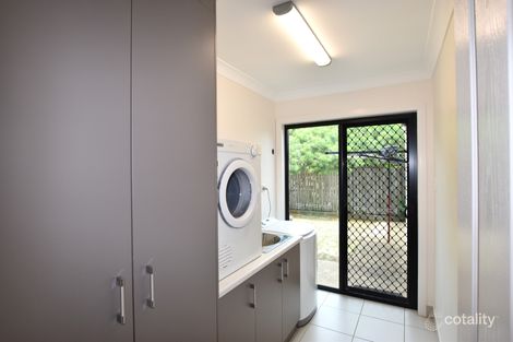 Property photo of 2/5 Worthington Street West Gladstone QLD 4680