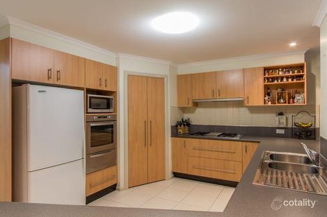Property photo of 16 Golden Grove Drive Narre Warren South VIC 3805