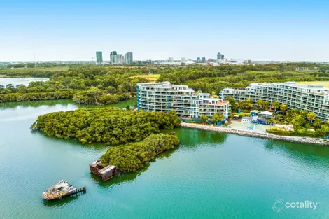 1/27 Bennelong Pkwy, Wentworth Point, NSW 2127