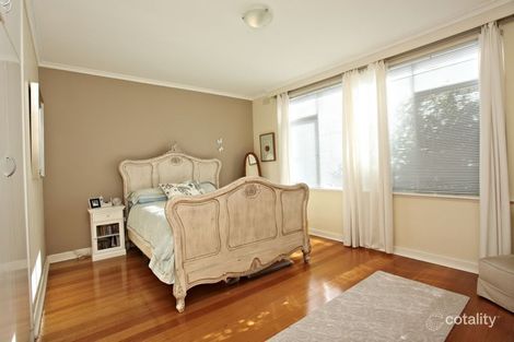 Property photo of 2/1306 Toorak Road Camberwell VIC 3124