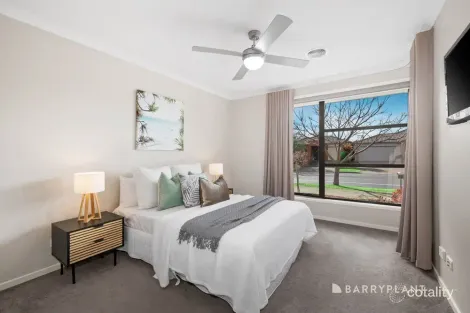 Property photo of 27 Fitzwilliam Drive Doreen VIC 3754