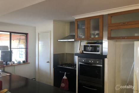Property photo of 10 Noreena Avenue Golden Bay WA 6174