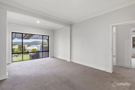 Property photo of 72 Albany Street Point Frederick NSW 2250