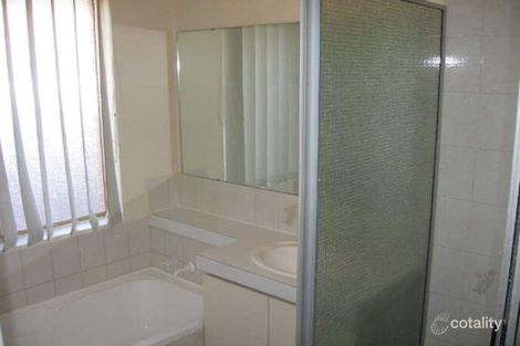 Property photo of 32 Coronata Drive Warnbro WA 6169