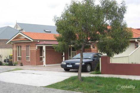 Property photo of 5 Wattlebird Crescent Reservoir VIC 3073