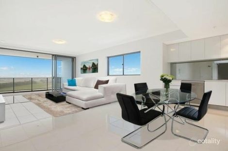 Property photo of 703/43 Harbour Town Drive Biggera Waters QLD 4216