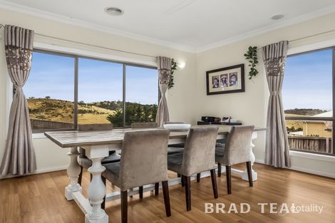 Property photo of 12 Grand Ridge Way Sunbury VIC 3429