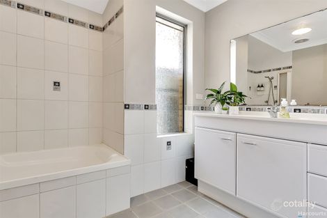 Property photo of 11A Caprice Place Heathridge WA 6027