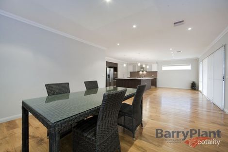 Property photo of 40 Niland Crescent Point Cook VIC 3030