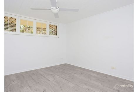 Property photo of 10/22 Marine Parade Coolangatta QLD 4225