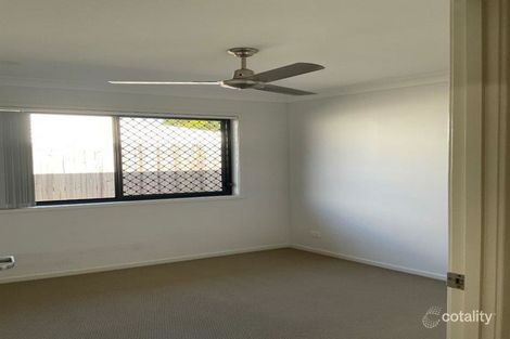Property photo of 33 Percy Earl Crescent Pimpama QLD 4209