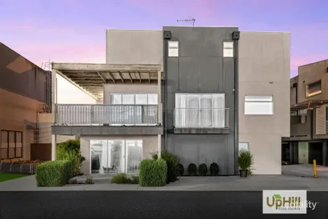 13 Rocket Lane, Cranbourne North, VIC 3977