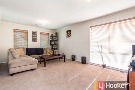 Property photo of 31 Glenora Way Hampton Park VIC 3976