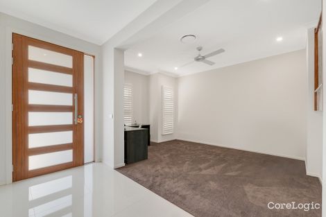 Property photo of 10 Panama Avenue Denham Court NSW 2565