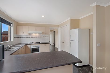 Property photo of 17 Wendel Court Carrum Downs VIC 3201