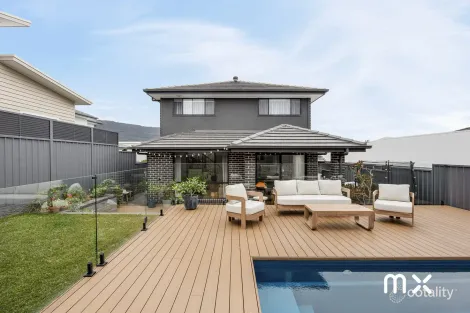 4 Malbon St, Stream Hill, NSW 2526