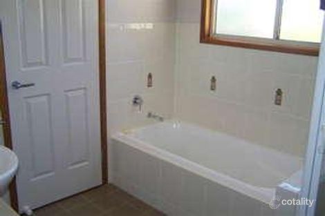 Property photo of 66 Roslyn Drive Roma QLD 4455