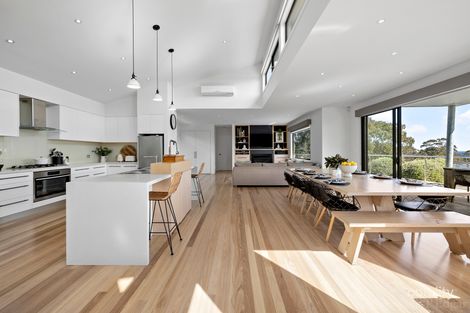 Property photo of 8 Sunset Place Mount Martha VIC 3934