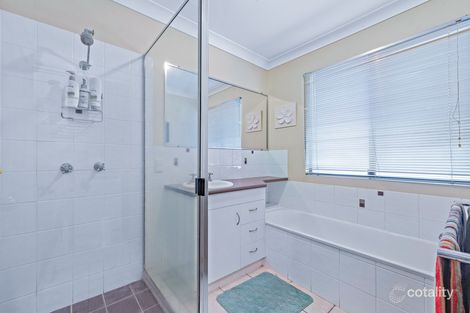 Property photo of 2/22 Banksia Court Cannonvale QLD 4802