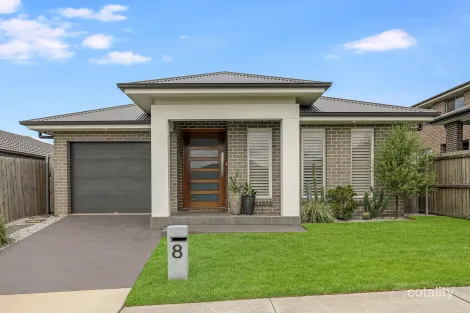8 GERYGONE ST, AUSTRAL, NSW 2179