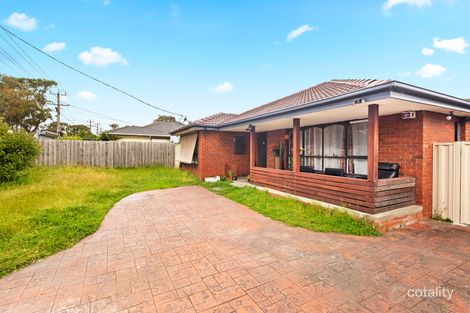 Property photo of 14 Pound Road Hampton Park VIC 3976