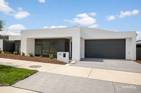 195 Edward Dr, Googong, NSW 2620