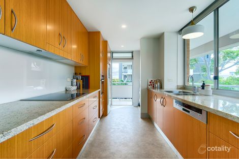 Property photo of 11/91-97 Dornoch Terrace Highgate Hill QLD 4101