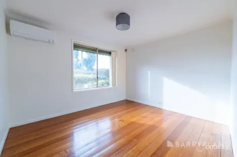 Property photo of 5 Cresta Court Lalor VIC 3075
