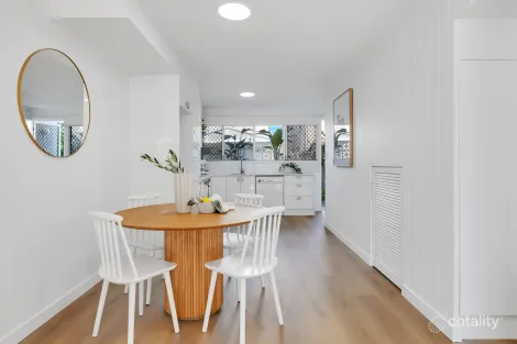Property photo of 11/2A Moffatt Street Scarborough QLD 4020