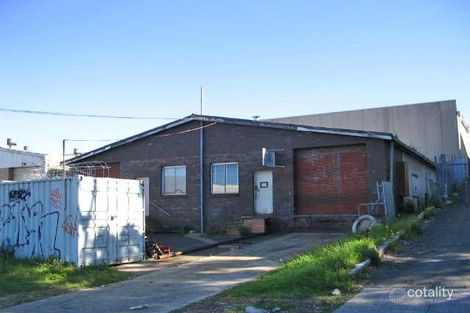 18 Yalgar Rd, Kirrawee, NSW 2232