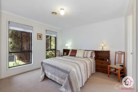 Property photo of 12 Alan Drive Wallan VIC 3756