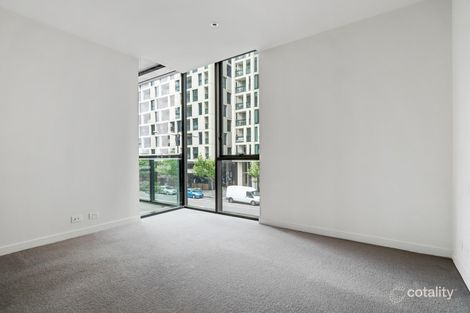 Property photo of 1H/9 Waterside Place Docklands VIC 3008