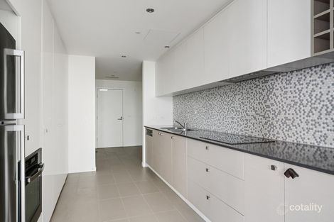 Property photo of 1H/9 Waterside Place Docklands VIC 3008