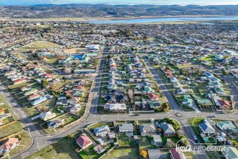 1/79 Hargrave Cres, Mayfield, TAS 7248