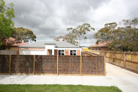 2/12 Neiley St, Newtown, VIC 3220