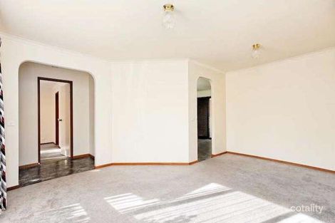 Property photo of 1 Venables Court Berwick VIC 3806