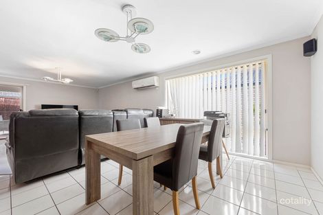 Property photo of 11 Wills Terrace Burnside Heights VIC 3023