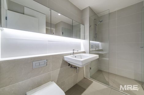 Property photo of 1524/199 William Street Melbourne VIC 3000