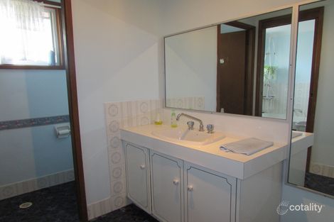 Property photo of 44 Manooka Crescent Bradbury NSW 2560
