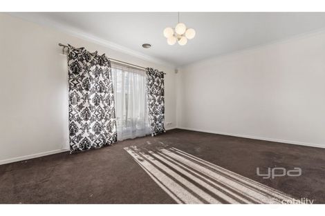 Property photo of 12 Rodmar Close Hillside VIC 3037