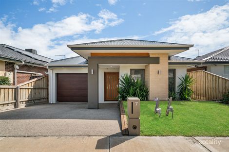 Property photo of 7 Hallowglen Drive Wollert VIC 3750