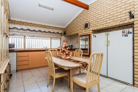 Property photo of 21 Crossland Way Kardinya WA 6163