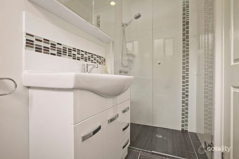 Property photo of 1/2 Queens Road Taringa QLD 4068