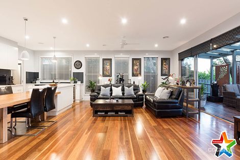 Property photo of 34 Daymar Drive Mooroolbark VIC 3138