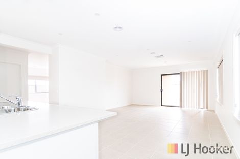 Property photo of 3 Henderson Drive Tarneit VIC 3029