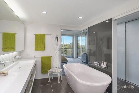 Property photo of LOT 30202/2 Ephraim Island Paradise Point QLD 4216