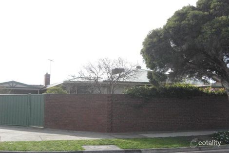 5 Clarence Ave, Keysborough, VIC 3173