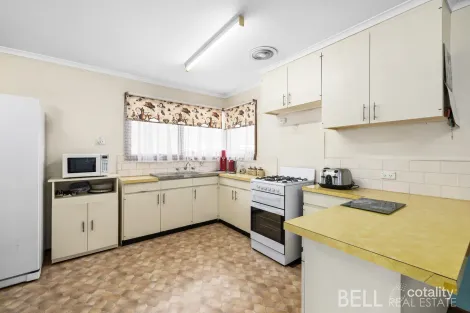 Property photo of 11 Norris Drive Lilydale VIC 3140