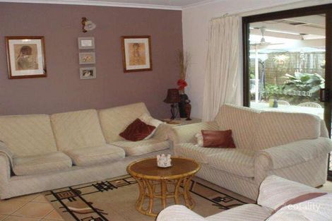 Property photo of 18 Cambridge Avenue Andergrove QLD 4740
