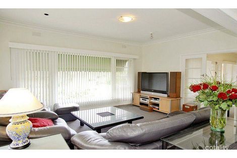 Property photo of 24 Layton Crescent Newtown VIC 3220